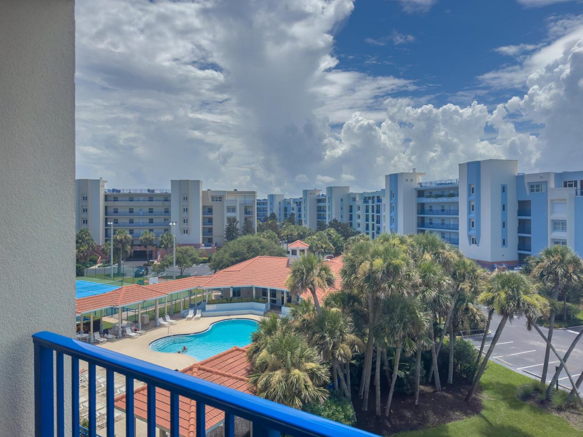 Large Corner Unit At Ocean Walk With Sneak Peak Of The Ocean ~ Ow20-501 Apartment New Smyrna Beach Exterior photo